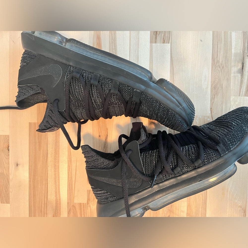 Nike KD 10 Blackouts men’s sneakers size 12 897815-004